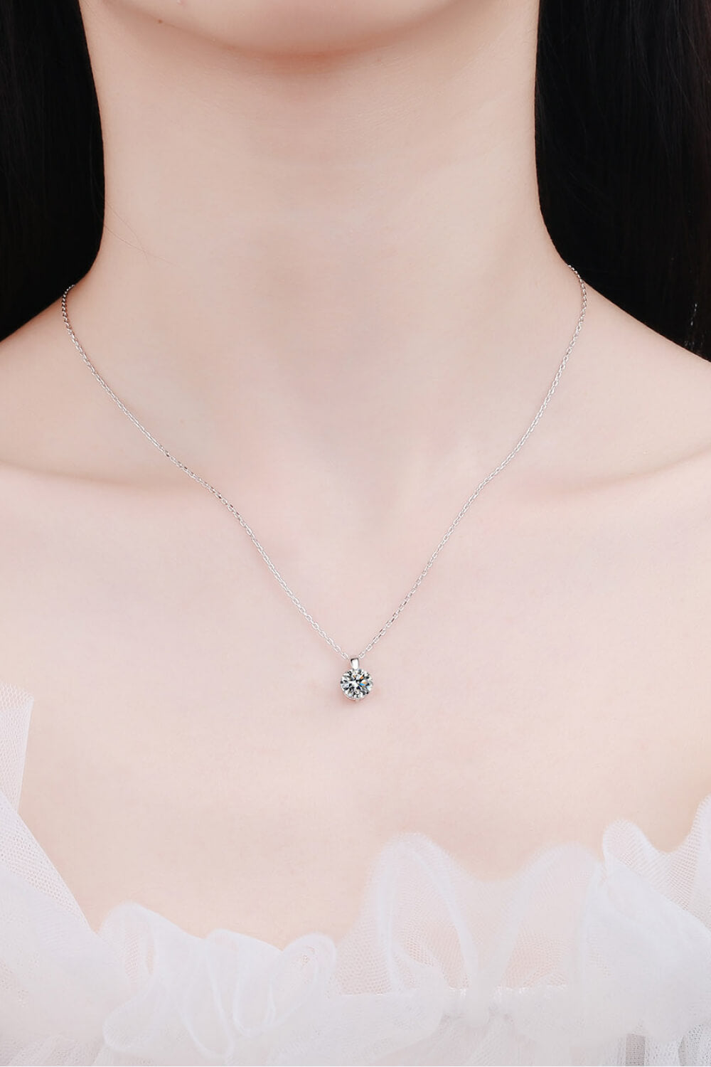 Minimalist 925 Sterling Silver Moissanite Pendant Necklace b613fb1c00264bd2bb11d4bd640c7767-Max Trendsi