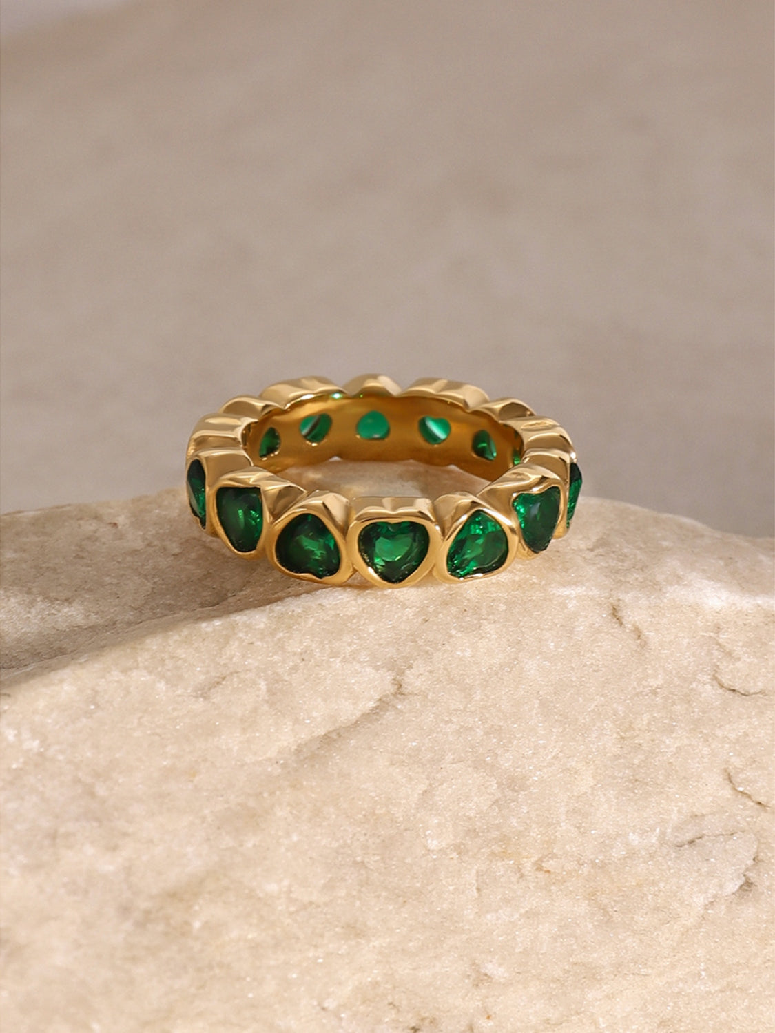18K Gold-Plated Inlaid Zircon Ring b644d901-ac92-4117-b092-d2036e20fa15-Max Trendsi
