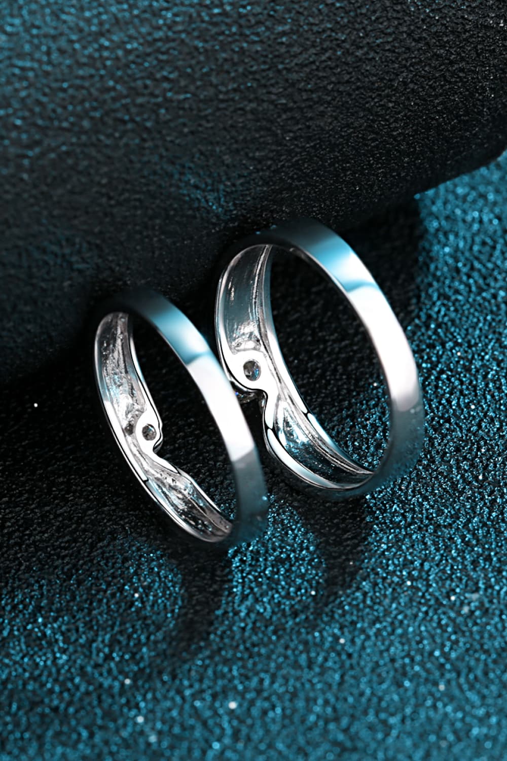 Moissanite Rhodium-Plated Ring b6b4989dca7d4f17aaa71c55d2c10d9f-Max Trendsi