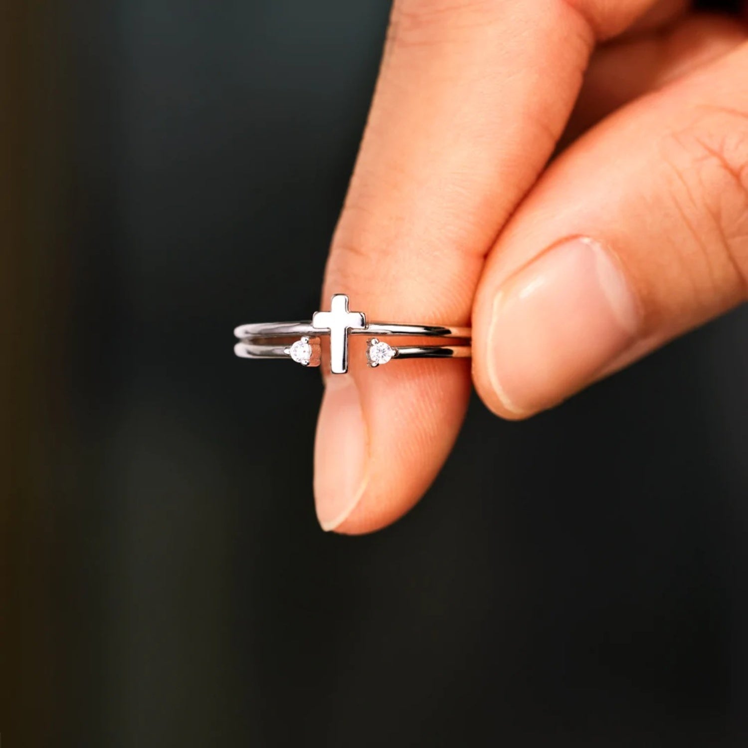 925 Sterling Silver Cross Ring b715495b-40ad-4ed6-8ddf-f937fdb10487-Max Trendsi