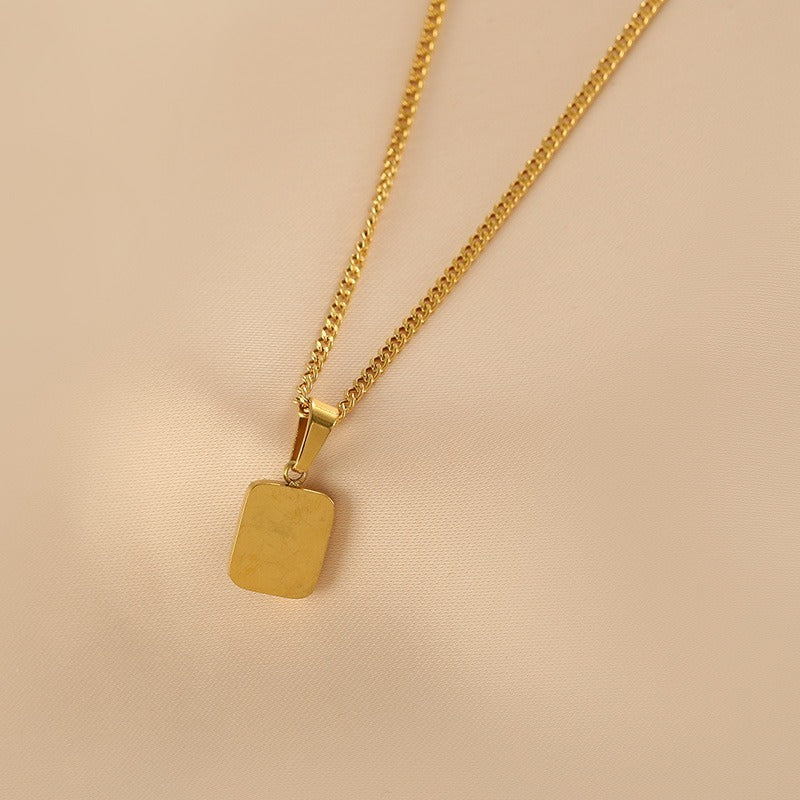 18K gold classic retro emerald design light luxury style necklace b904f534-89bc-48a9-aa3e-ccb45c026f52 Artshiney