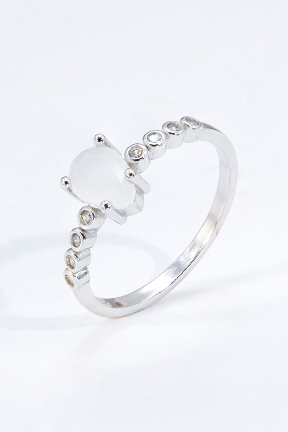 Teardrop Natural Moonstone Ring bc6381ac4ee249e99d87f89a497c7fdd-Max Trendsi