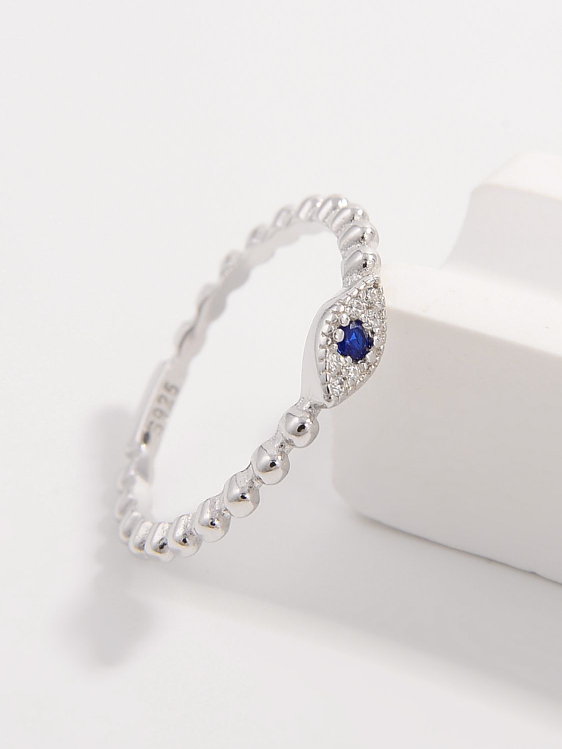 925 Sterling Silver Inlaid Zircon Ring c4058b98-2944-4aee-af89-e442f1a26710-Max Trendsi