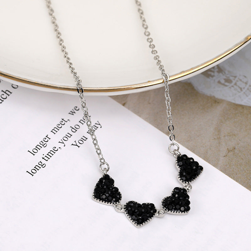 Noble and luxurious four-leaf clover paired with a heart studded with diamonds, a two-wear design necklace Heart white gold black c4d85307-c819-4884-b9c3-bdb85db6ee18 Artshiney