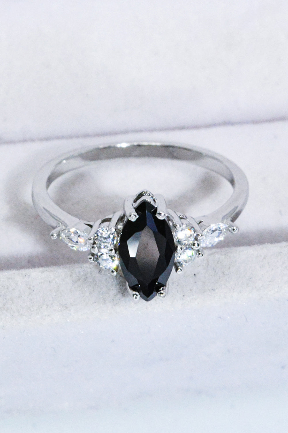 925 Sterling Silver Black Agate Ring Black c6c3cb3745ca4c9ea33e470051030b97-Max Trendsi
