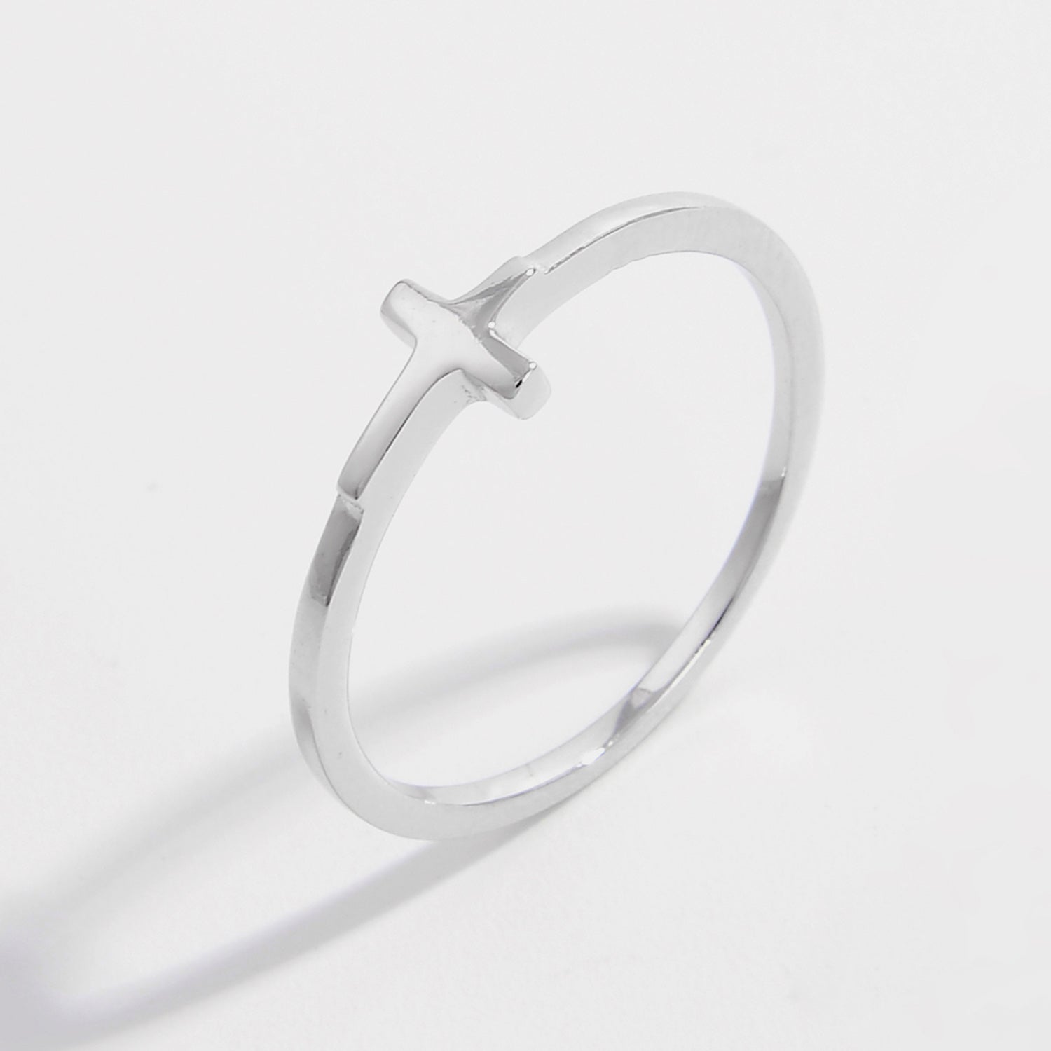 925 Sterling Silver Cross Ring c7f724b5-03b1-4e0d-a4d7-c9807b6da4e3-Max Trendsi