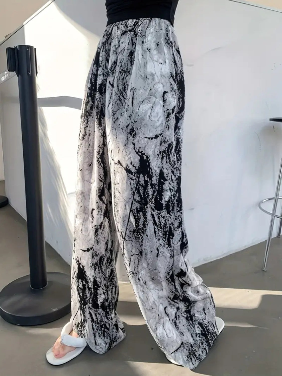 Printed Wide Leg Pants ca9f0aba-60d6-4283-8b38-9b2587e92842-Max Trendsi