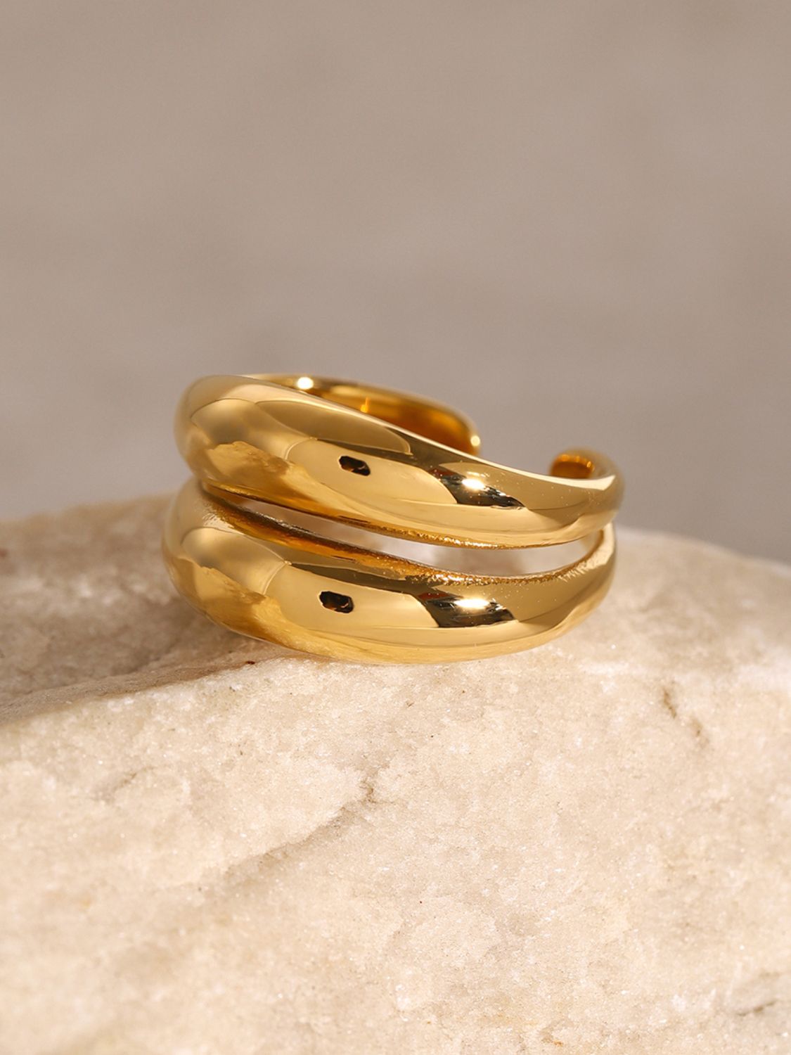 Stainless Steel Double-Layered Ring cc237325-e29a-40a7-8df5-2955127d153c-Max Trendsi
