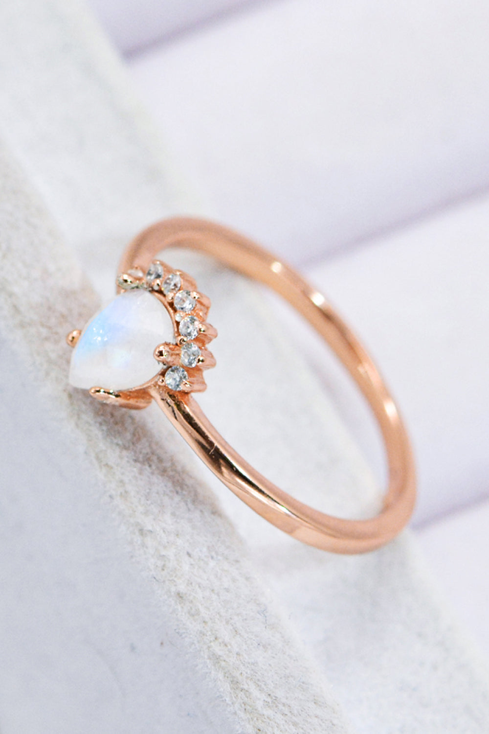 18K Rose Gold-Plated Pear Shape Natural Moonstone Ring cd48fb46776949a9b36fd64b16a997c5-Max Trendsi