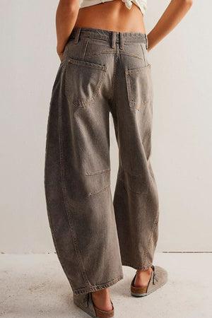 Wide Leg Jeans with Pockets cd73ddfb-1d04-4474-926b-85fc0b3c74d7-Max Trendsi