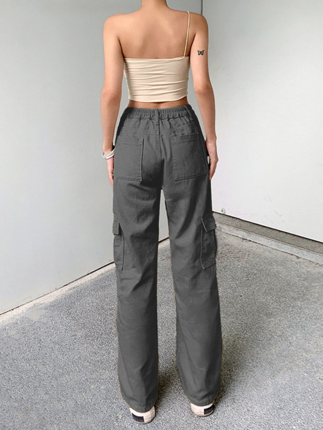 Straight Jeans with Pockets d0264161b5e5405a8bbae4ea30a64ddf-Max Trendsi