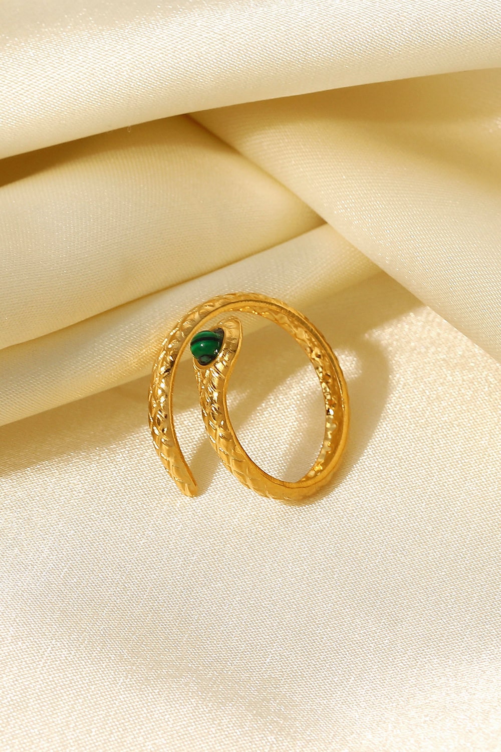 Snake Charmer Malachite Snake-Shaped Bypass Ring d791095e09af4e0ba8a75e25e965940f-Max Trendsi