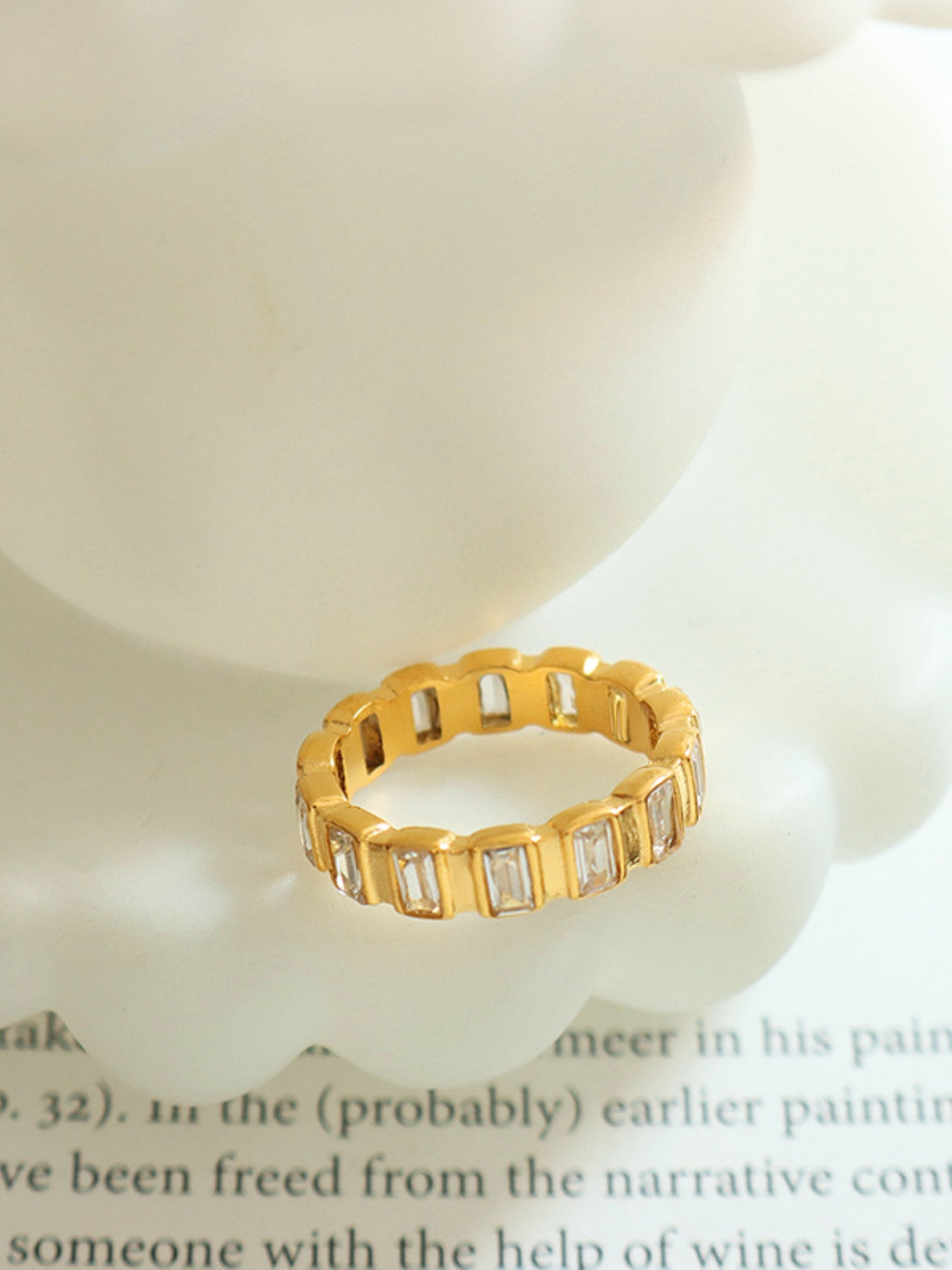 Titanium Steel Inlaid Zircon Ring d8724894-ec77-4176-ae37-02bef0ff9dea-Max Trendsi