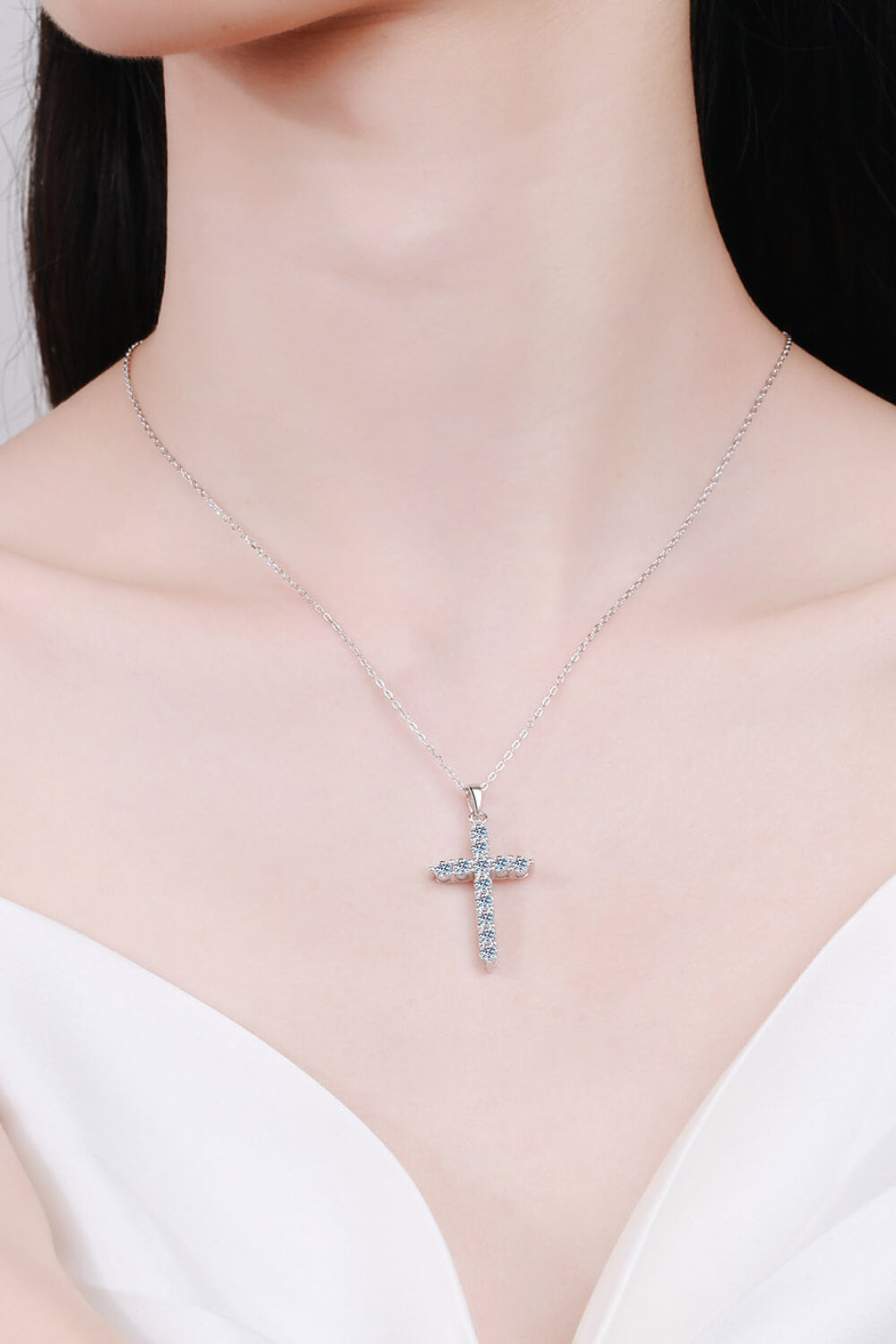 Adored 925 Sterling Silver Cross Moissanite Necklace dc25aacd03c64cf0ad5d38c6fc39bbb5-Max Trendsi