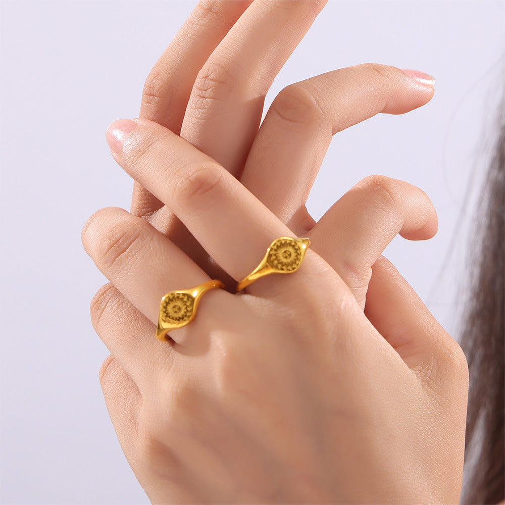 18K Gold-Plated Sun Ring Gold dc69774d-b4ed-4a7c-8d4d-e9d9803e4f94-Max Trendsi