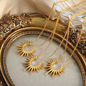 18K gold trendy and fashionable C-shaped star design simple style necklace dd8745ae-8d48-42ac-99f0-c90e86c51f5b Artshiney