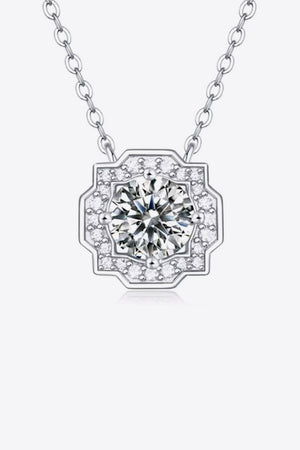 1 Carat Moissanite Flower Shape Pendant Chain Necklace dfca3cb4d945464cb564709b88c02d35-Max Trendsi