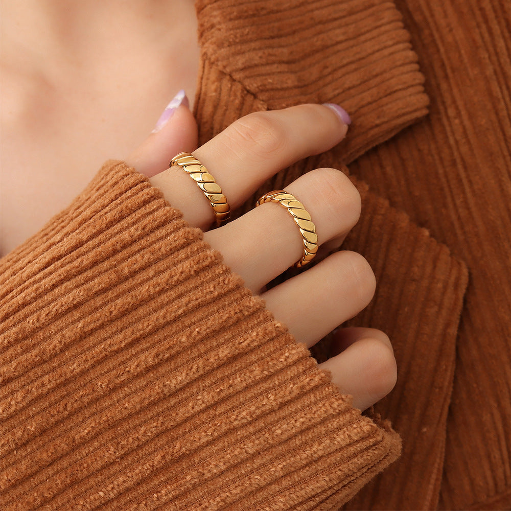 Glownestbest ® | Titanium Steel Gold-Plated Ring Gold e4d7e892-50af-4cf2-a706-ee8fcfde5992-Max Glownestbest
