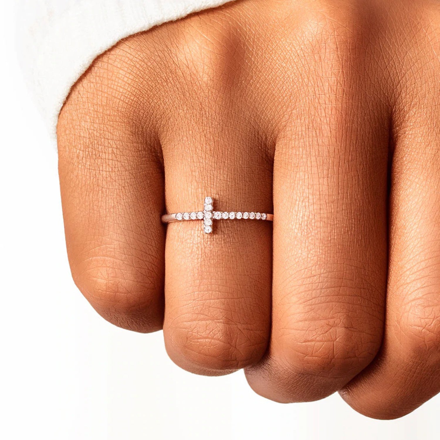 Cross Inlaid Zircon 925 Sterling Silver Ring e77a791c-b039-4c5e-9f3c-dfee346e1ed2-Max Trendsi