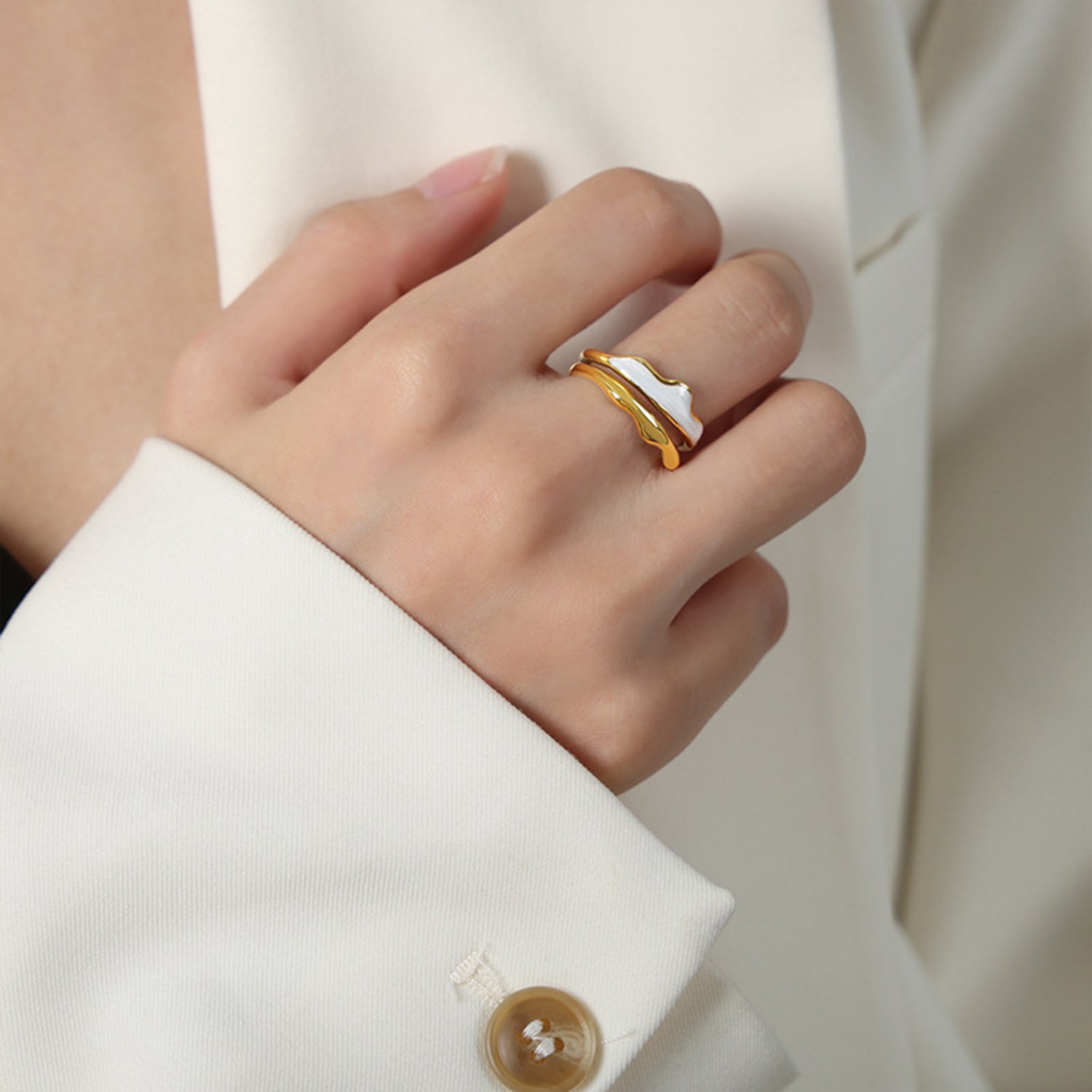 18K Gold-Plated Open Ring White 7 eaceea84-50ab-4c50-a43d-0ab19e259f32-Max Trendsi