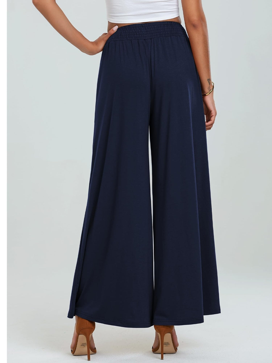 Pocketed Elastic Waist Wide Leg Pants eb501e8e-e70a-458a-80a9-74680dcb9a9c-Max Trendsi