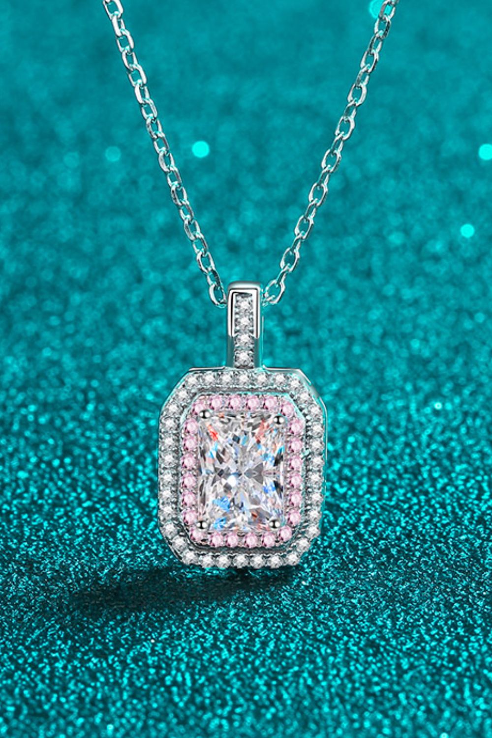 1 Carat Moissanite Geometric Pendant Chain Necklace Silver One Size ee58d997ad4d469790ca0cc149f0dac8-Max Trendsi