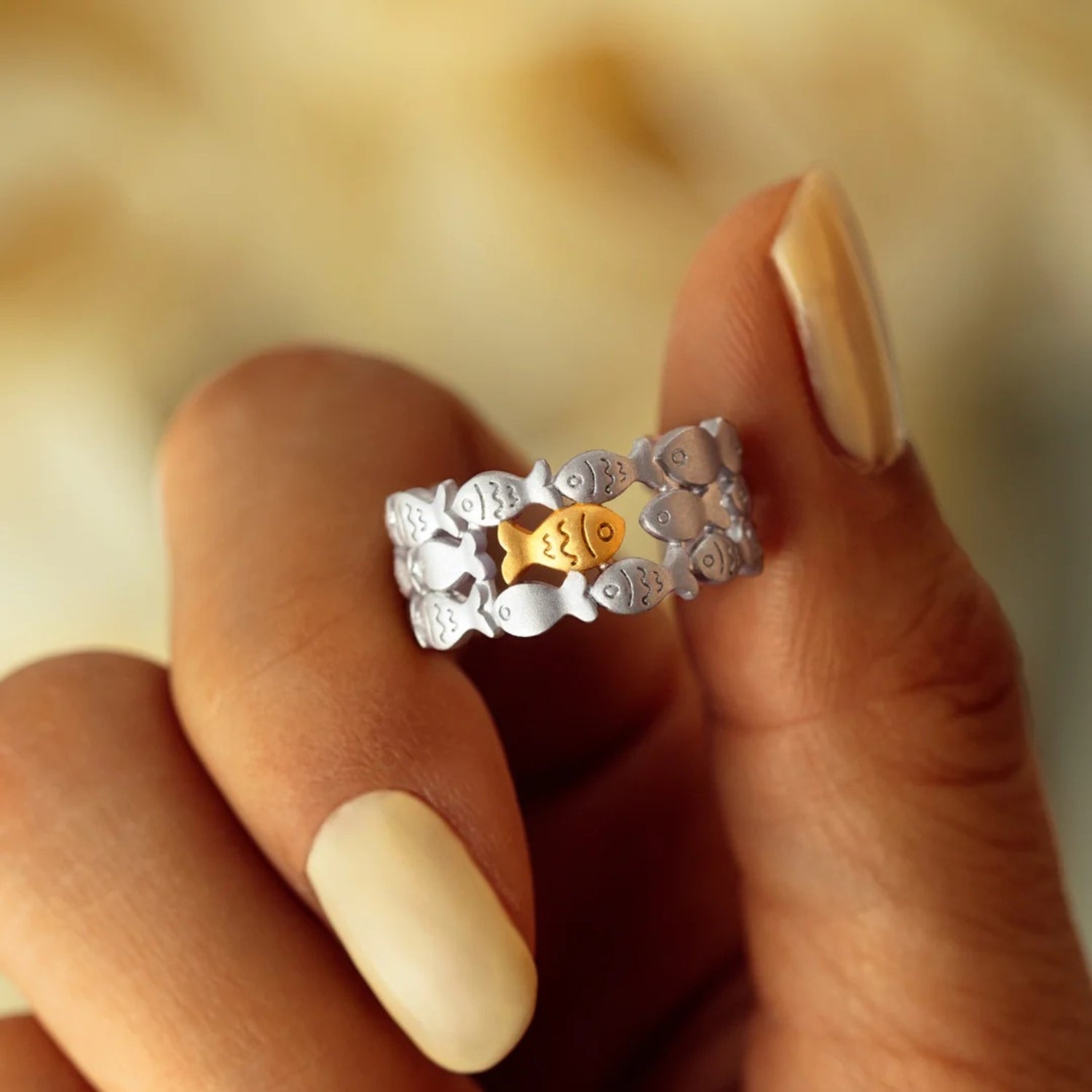 925 Sterling Silver Fish Open Ring f095abe7-c284-4492-9845-c9709676f83c-Max Trendsi