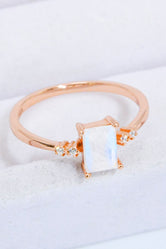 Rectangle Natural Moonstone Ring Rose Gold f13634861bd444cdb738fbf0d1123b03-Max Trendsi