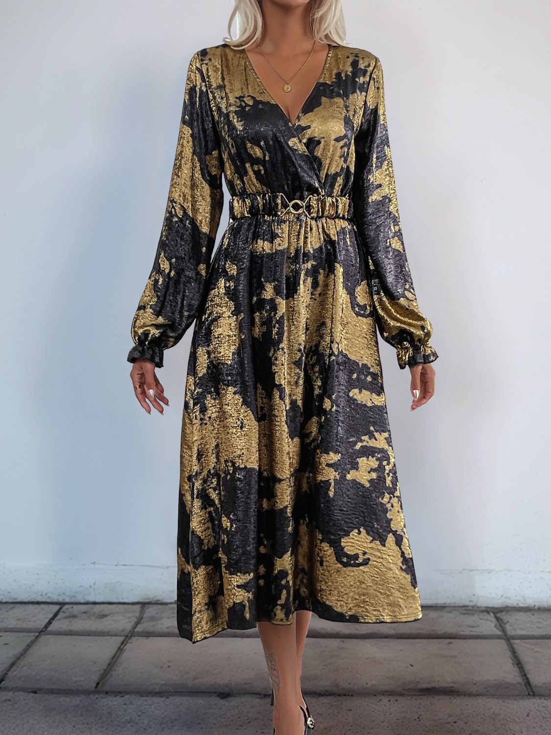 Perfee Printed Surplice Long Sleeve Midi Dress f2beae5e-dea0-47c9-91ff-f848f7a77875-Max Glownestbest