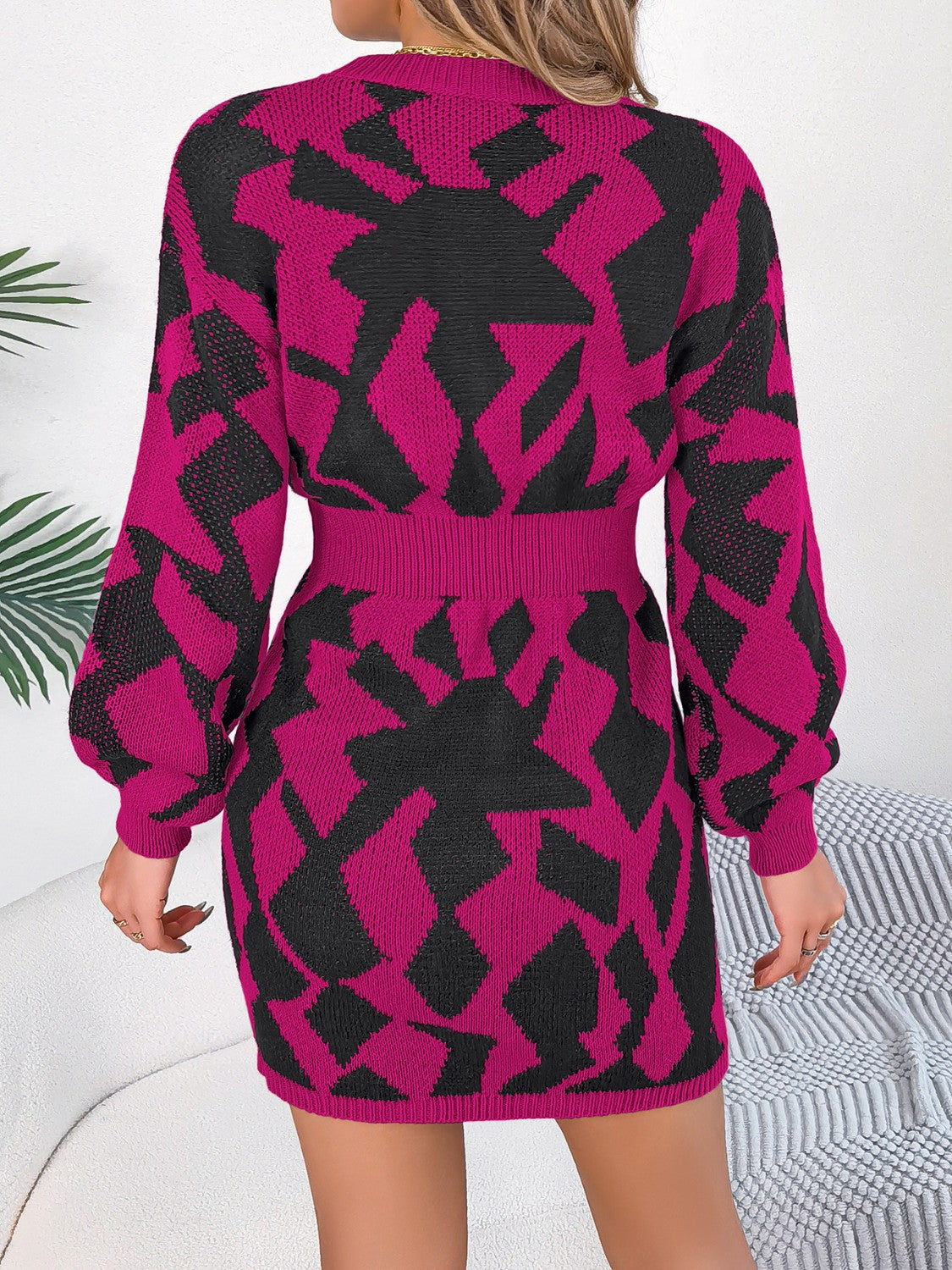 Contrast Round Neck Cutout Long Sleeve Mini Sweater Dress f321ff63534e45abae404981da0ac990-Max Glownestbest