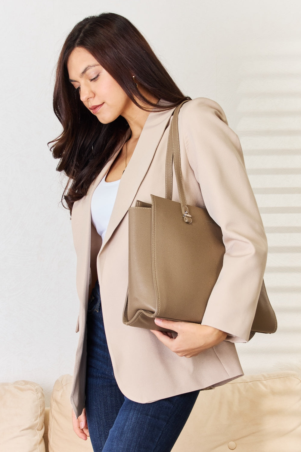David Jones Medium Work Tote Bag f86b8a4c-02f9-4cd1-8a32-51ebdf73db82-Max Trendsi