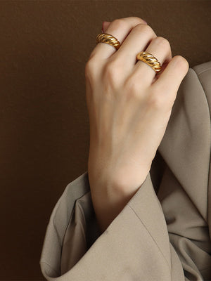 Ribbed Titanium Steel Ring Gold f964fa4a-e69e-4bc4-b08a-58caae6cb5b8-Max Trendsi
