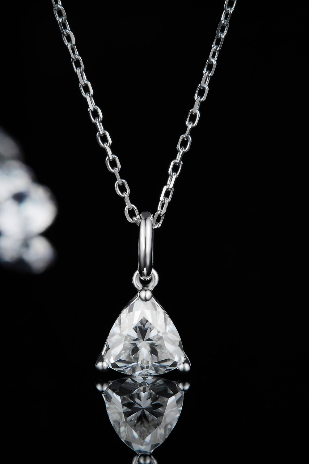 1 Carat Moissanite Pendant 925 Sterling Silver Necklace Silver One Size fa30da6479004adaa26697ae72fa4739-Max Trendsi