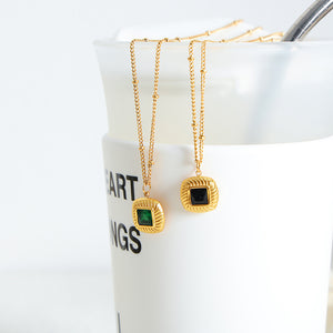 18K Gold Fashionable Retro Square Inlaid Gem Design Court Style Earrings Necklace Set fb446600-2468-4fd9-b07a-65c072f830de Artshiney