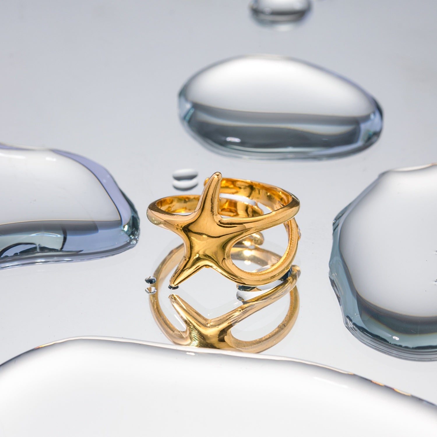 Gold-Plated Stainless Steel Star Ring fb4f09a3-c7a0-4c9c-bf62-1a37fed27a3e-Max Trendsi