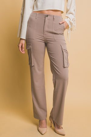 Love Tree High Rise Cargo Pants with Pockets ff459ef5-173c-4610-8c44-af63cb901600-Max Trendsi